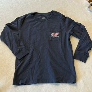 Vineyard vines t shirt